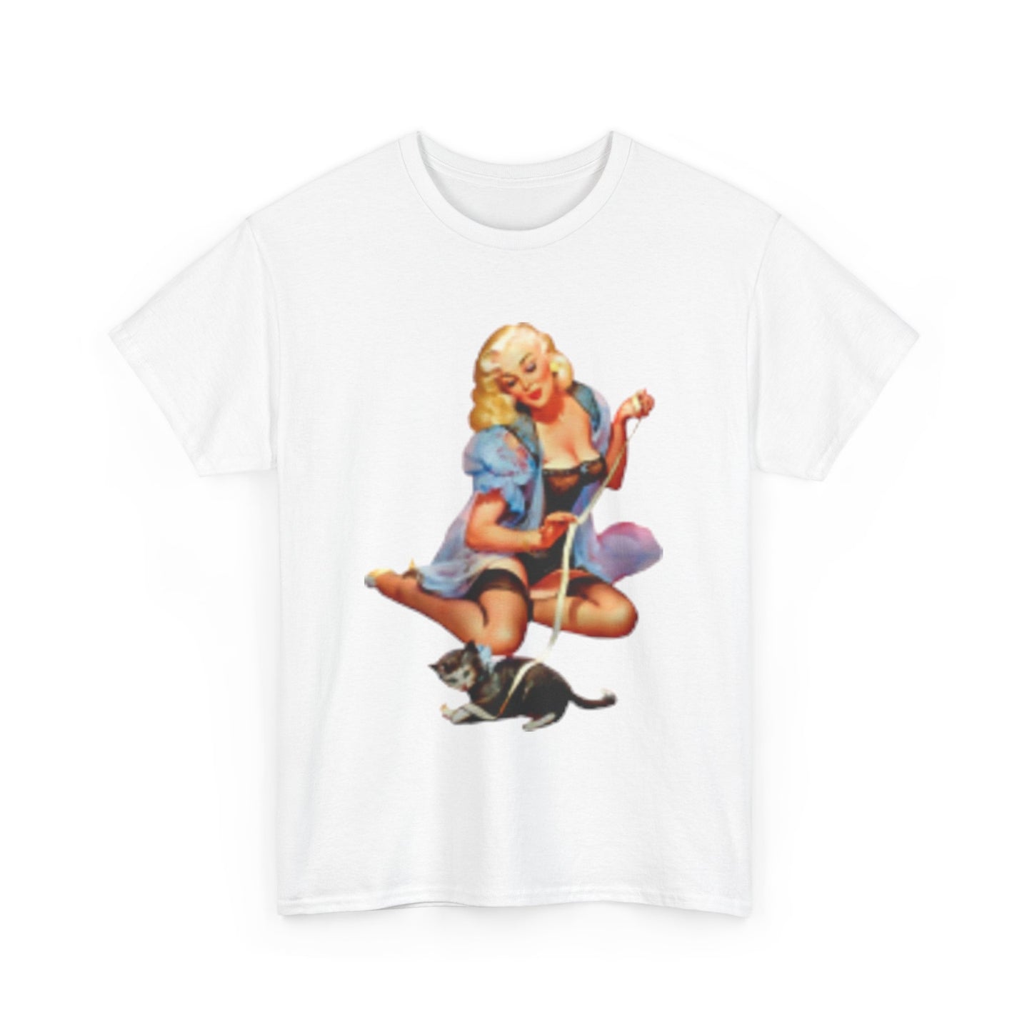 Camiseta retro sexy mujer en lencería con gato