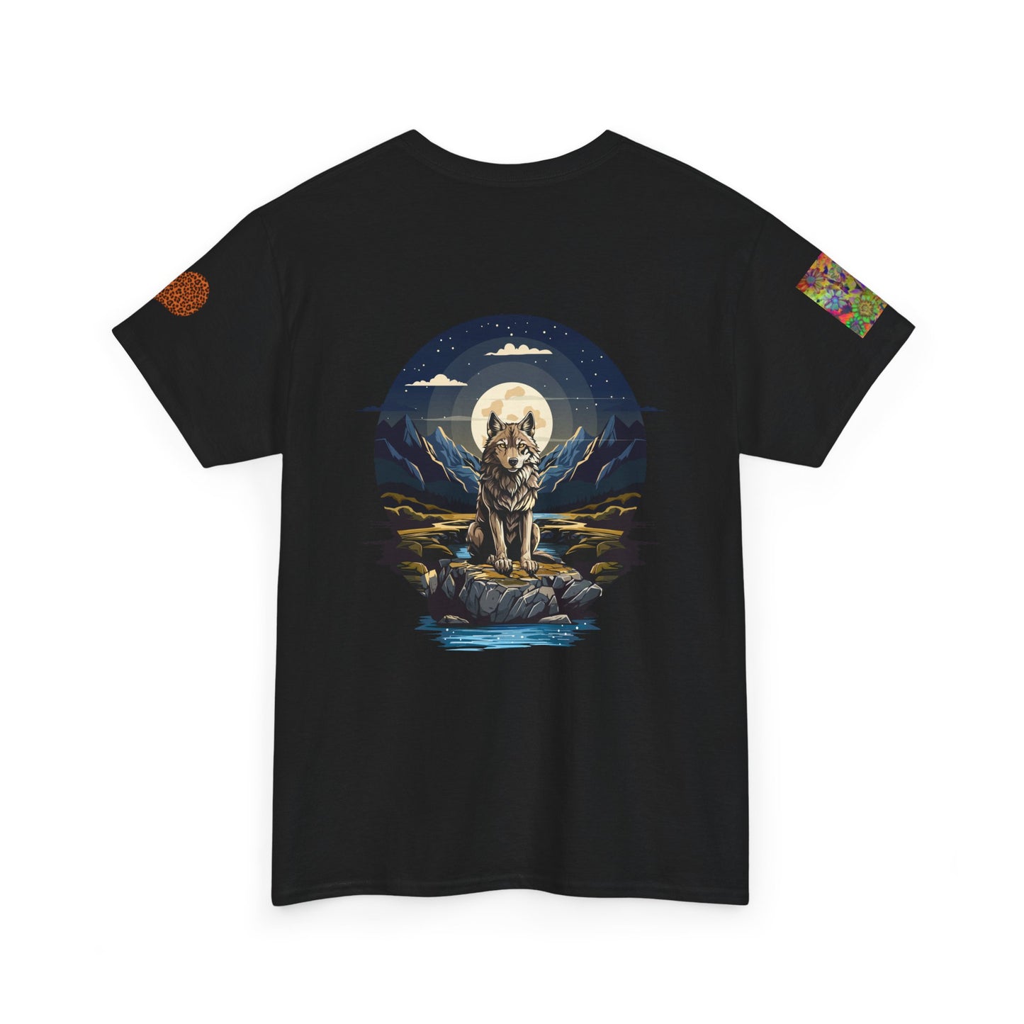 Chicago Adventure T-shirt with Mountain Wolf in Moonlight