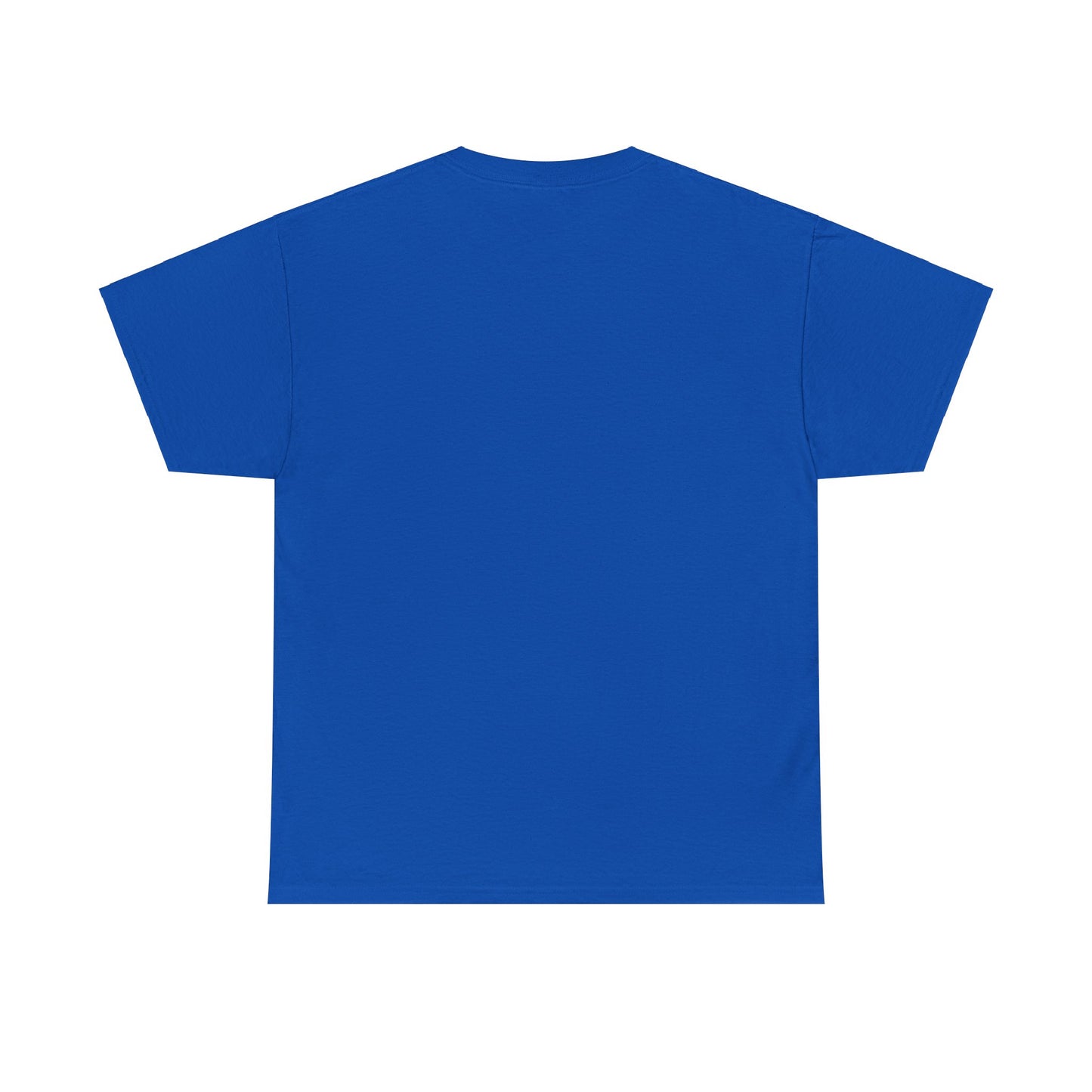 Camiseta tallas grandes retro hermosa mujer sentada en silla
