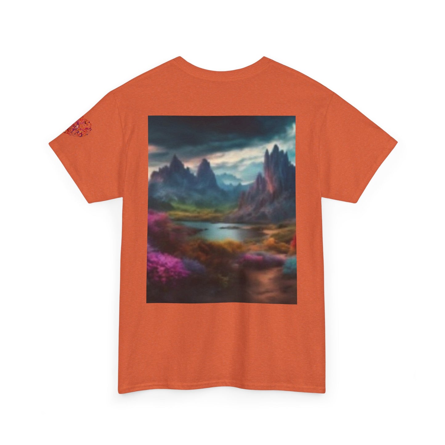 Camiseta unisex de algodón grueso Artistic Wilderness: diseño vibrante de aves y paisaje escénico