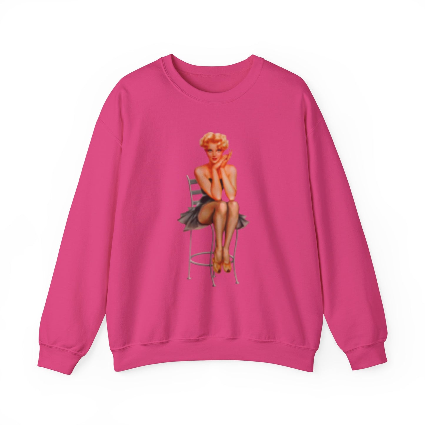 Sudadera retro hermosa mujer sentada en silla