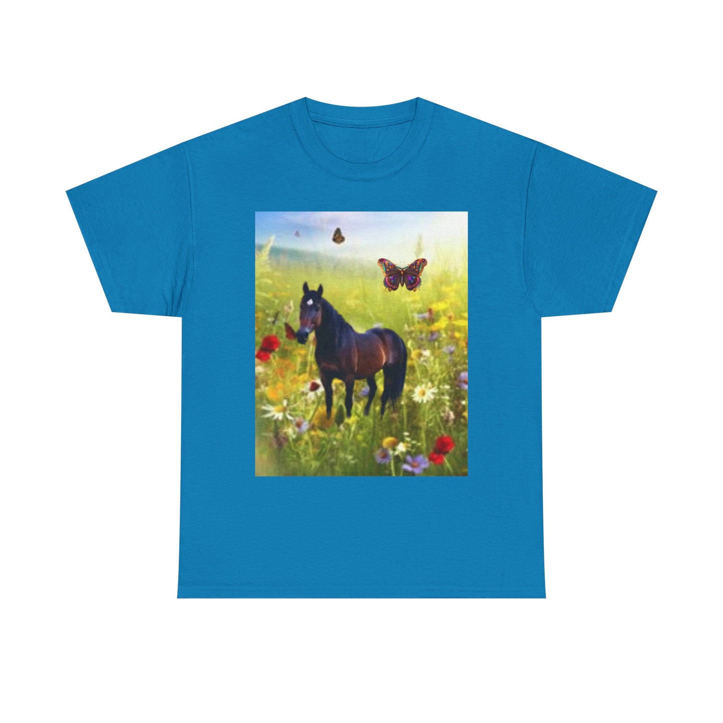 Camiseta unisex de algodón grueso inspirada en la naturaleza con diseño de caballo y mariposa