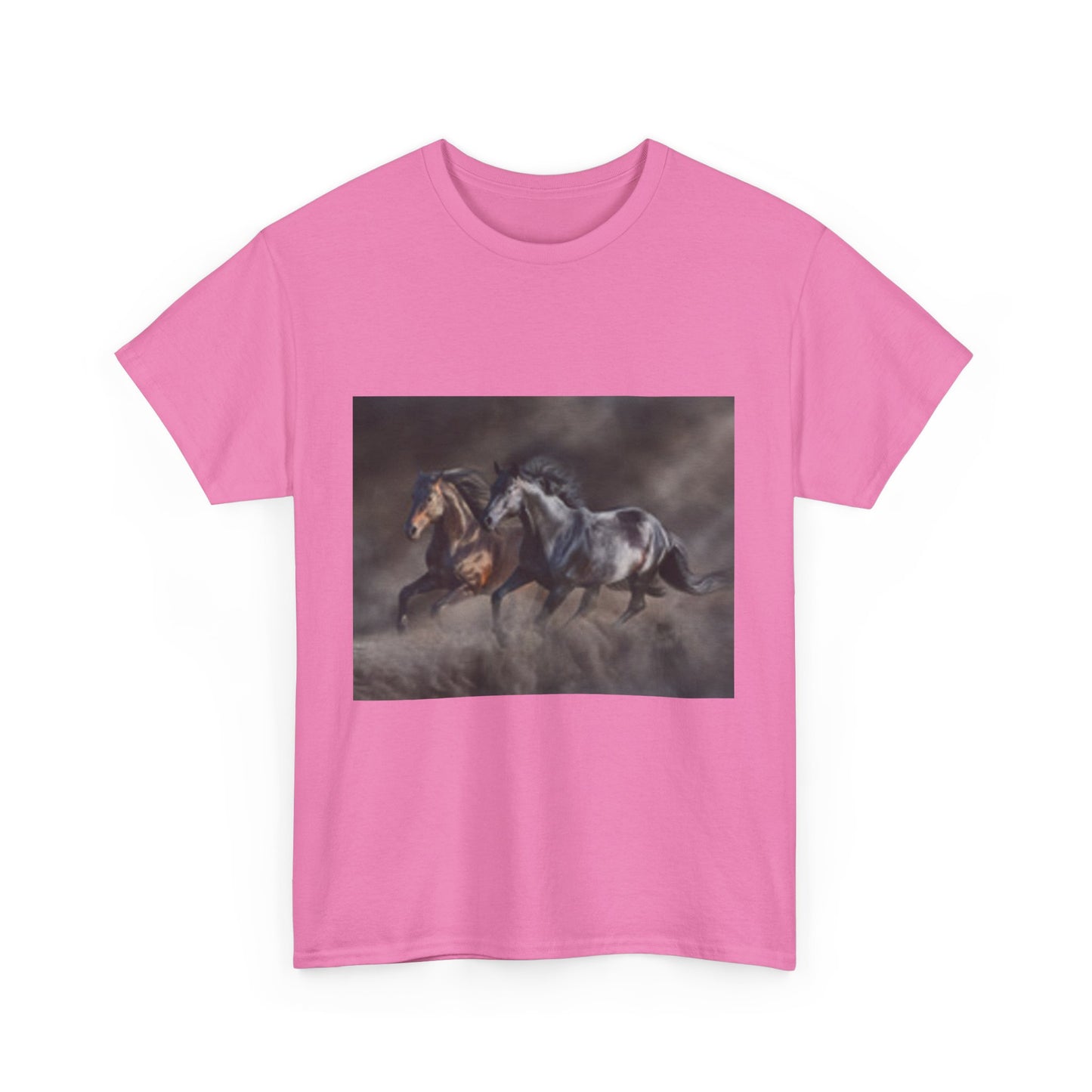 Camiseta unisex de algodón grueso con caballos al galope: ideal para amantes de la equitación.