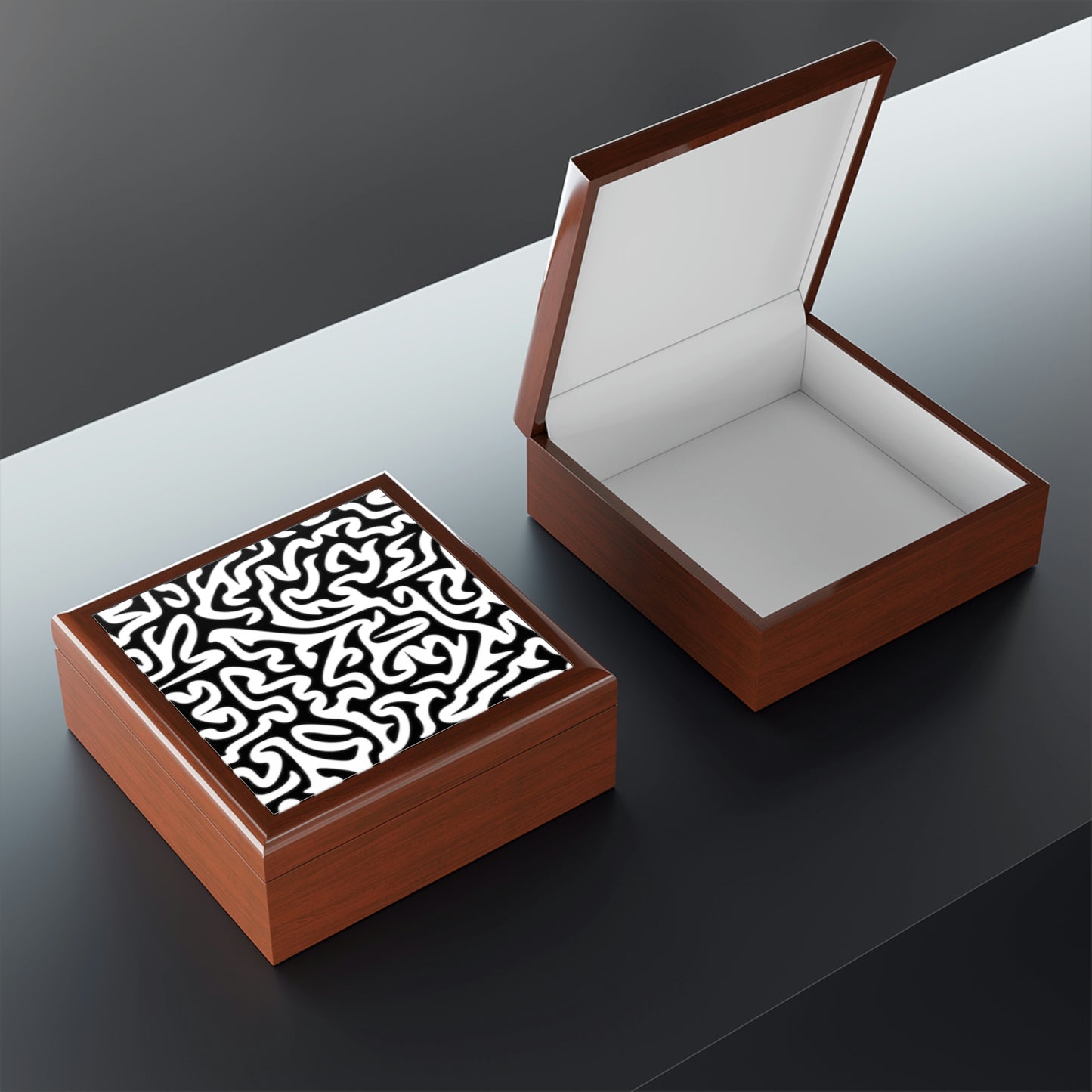 Joyero en blanco y negro con forma de laberinto para mantener mis objetos de valor a salvo