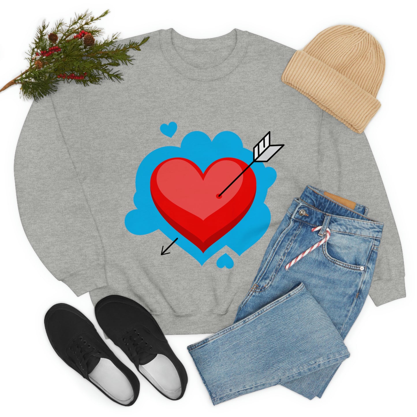 Sudadera con cuello redondo y corazón con flecha. ¡A mi hija le encanta esta sudadera!