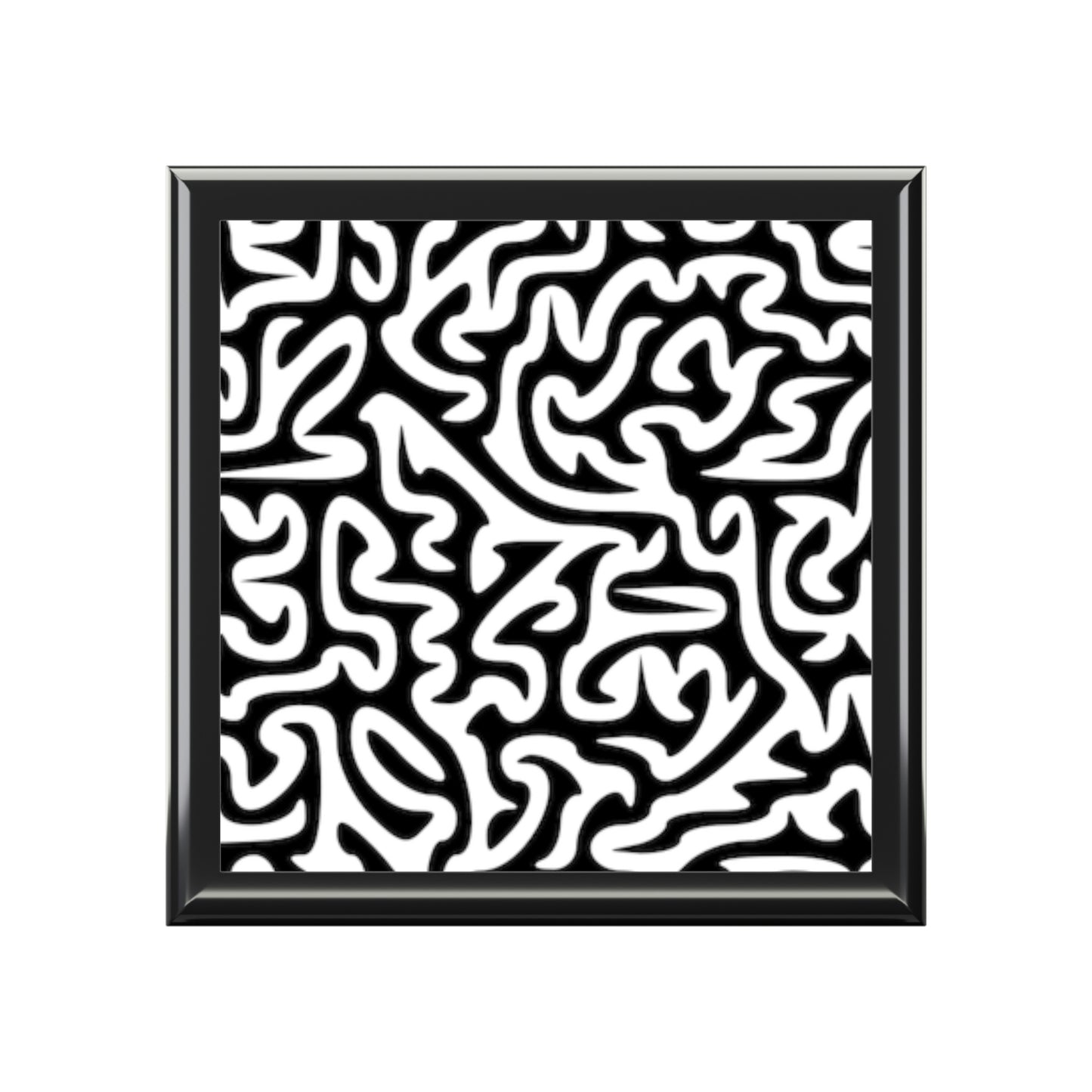 Joyero en blanco y negro con forma de laberinto para mantener mis objetos de valor a salvo