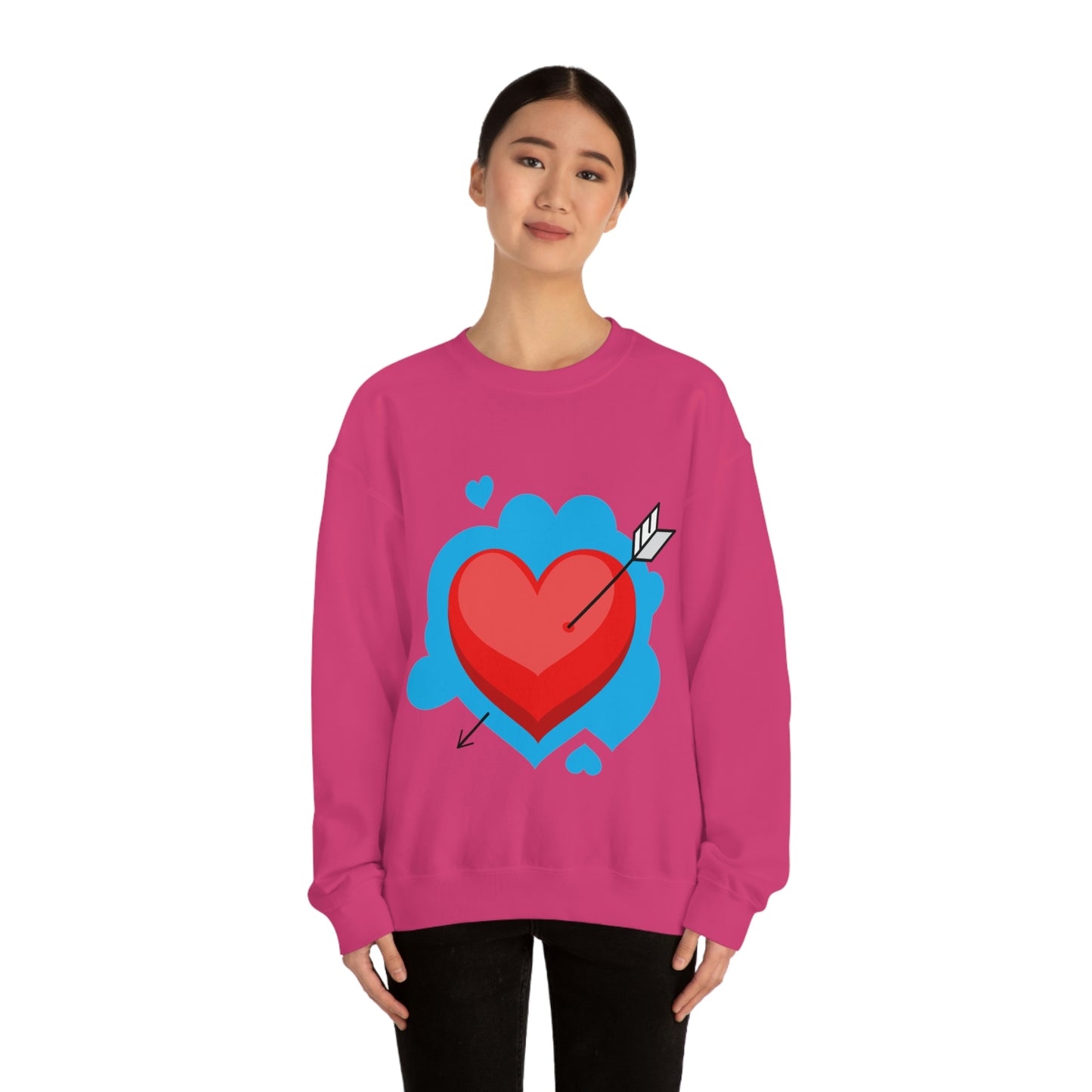 Sudadera con cuello redondo y corazón con flecha. ¡A mi hija le encanta esta sudadera!