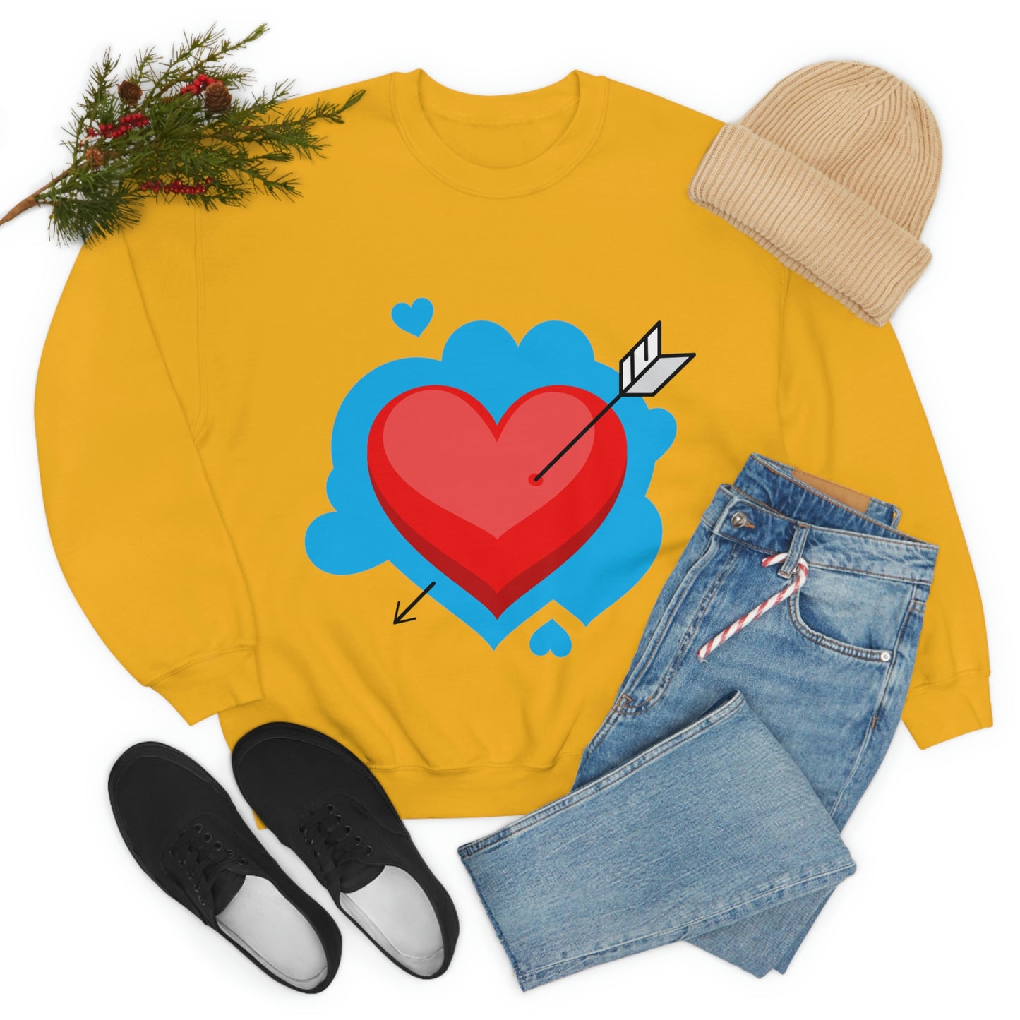 Sudadera con cuello redondo y corazón con flecha. ¡A mi hija le encanta esta sudadera!