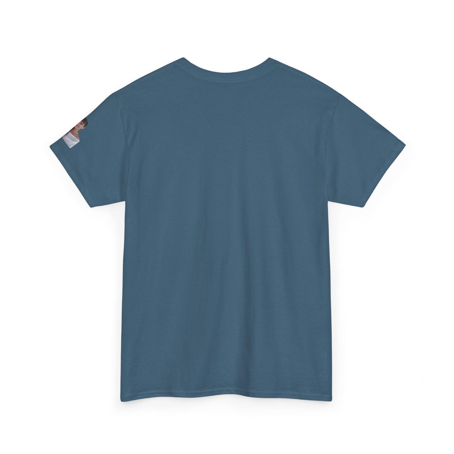 T-shirt unisexe en coton épais « Retro Car Adventure » – Parfait pour les passionnés d'automobile 
