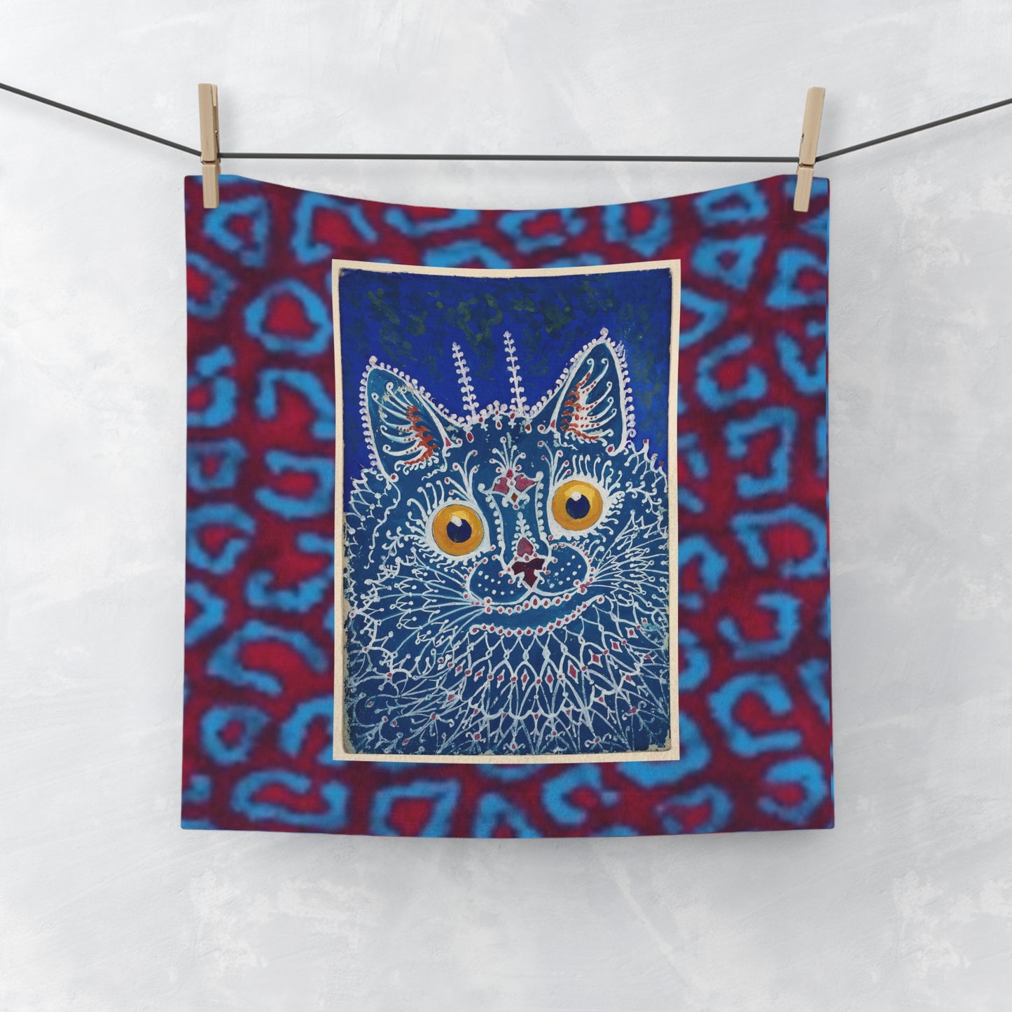 Vibrant Cat Face Towel - Fun & Whimsical Bathroom Accessory