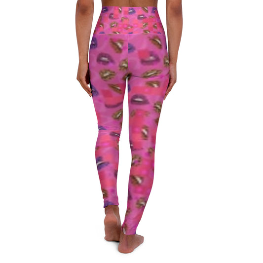Kiss Print High Waisted Yoga Leggings - Comfortable & Stylish Activewear