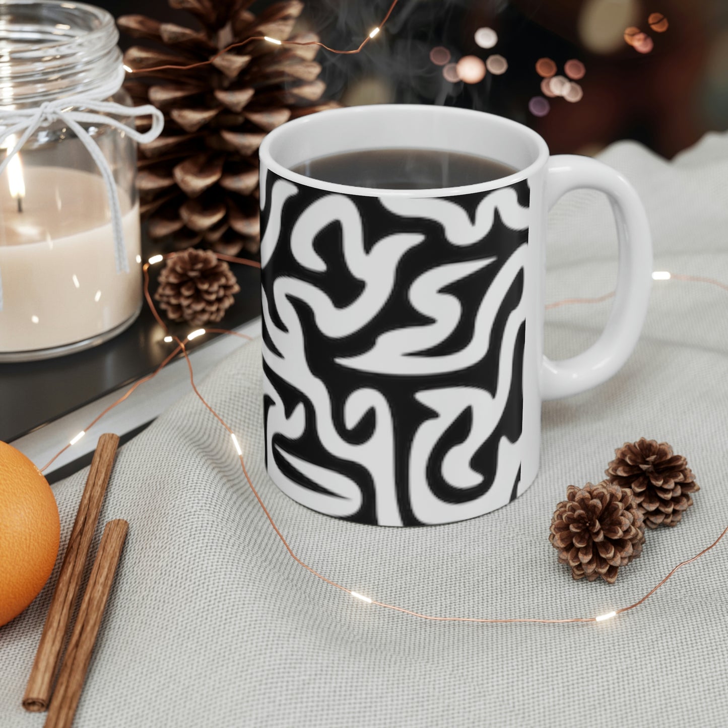 Taza de cerámica con diseño de laberinto en blanco y negro de 11 oz para leche, café, agua, cerveza y jugo