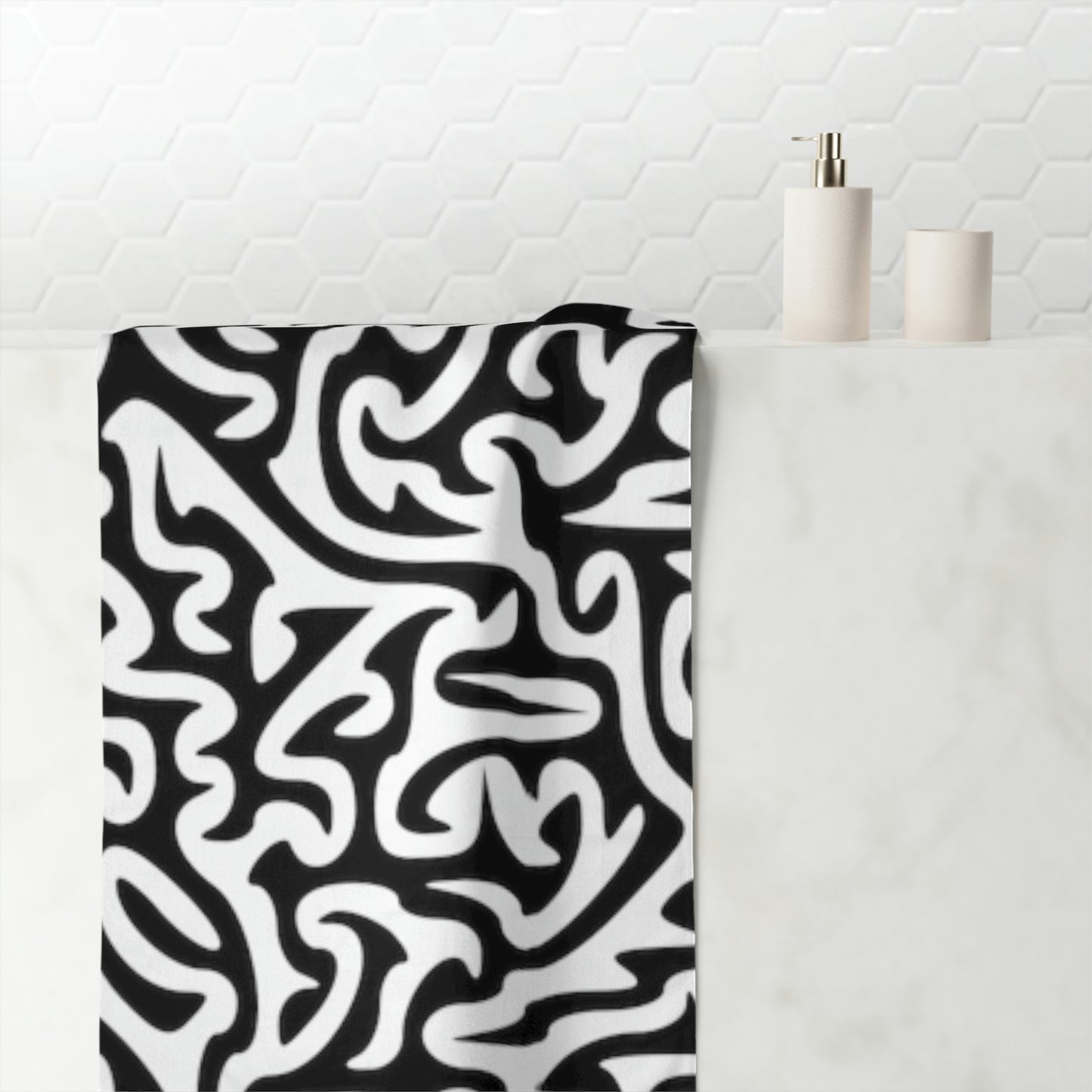 Maze Black White Mink-Cotton Towel Matching Lamp Rug Clock Pj's