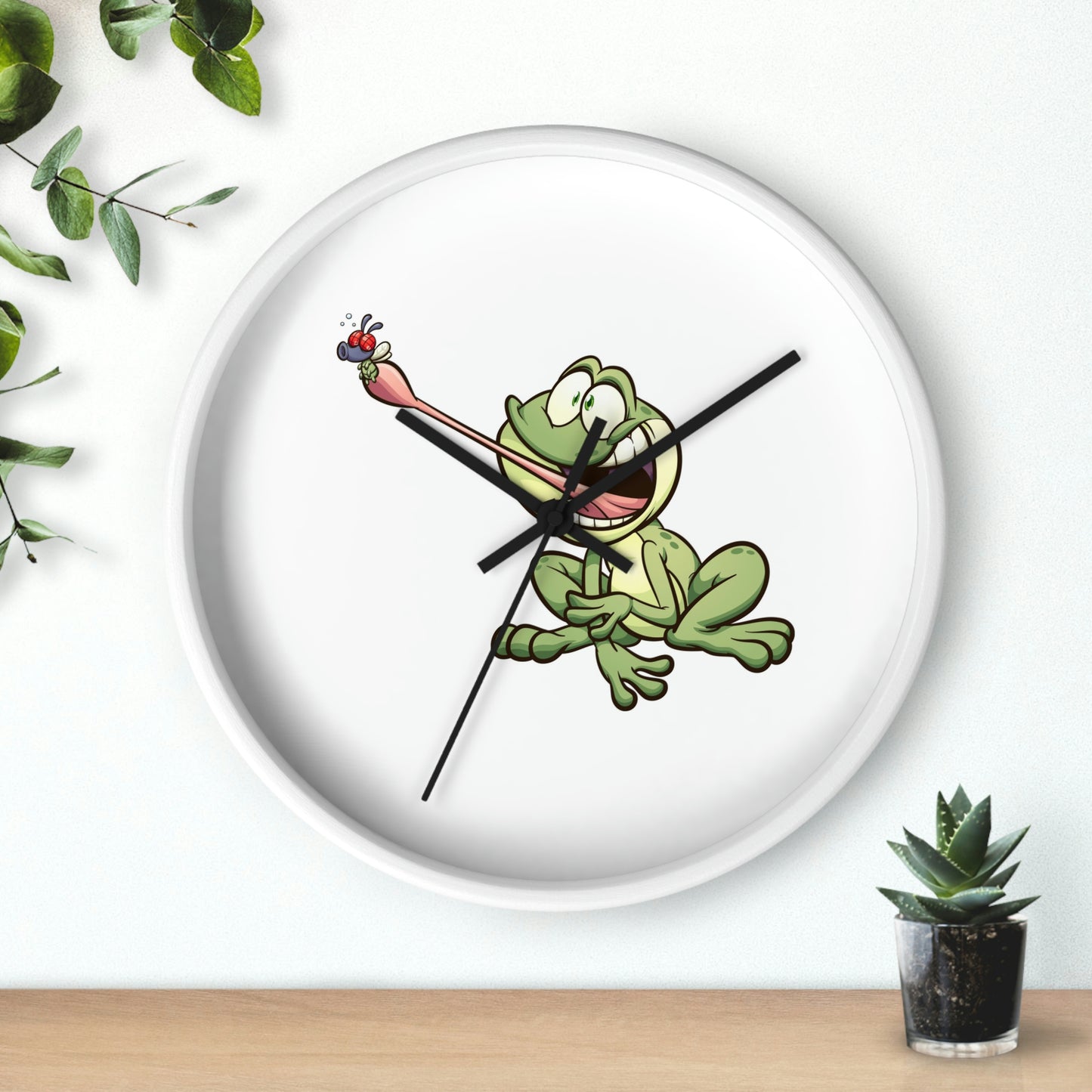 Reloj de pared con forma de rana atrapando un insecto. ¡Ideal para la habitación de los niños! ¡Un gran regalo!
