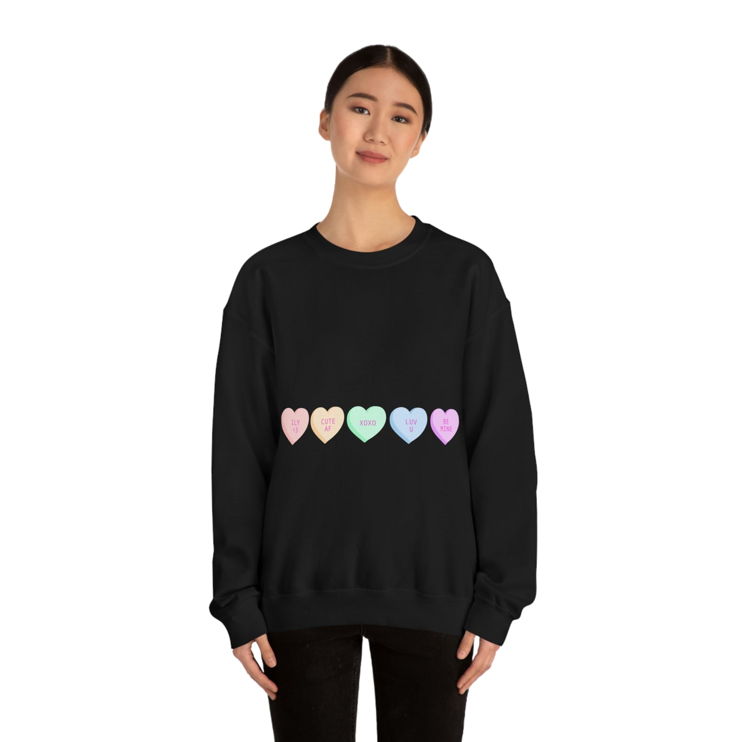 Sudadera con cuello redondo y corazones de caramelos ¡Me veo fabulosa!