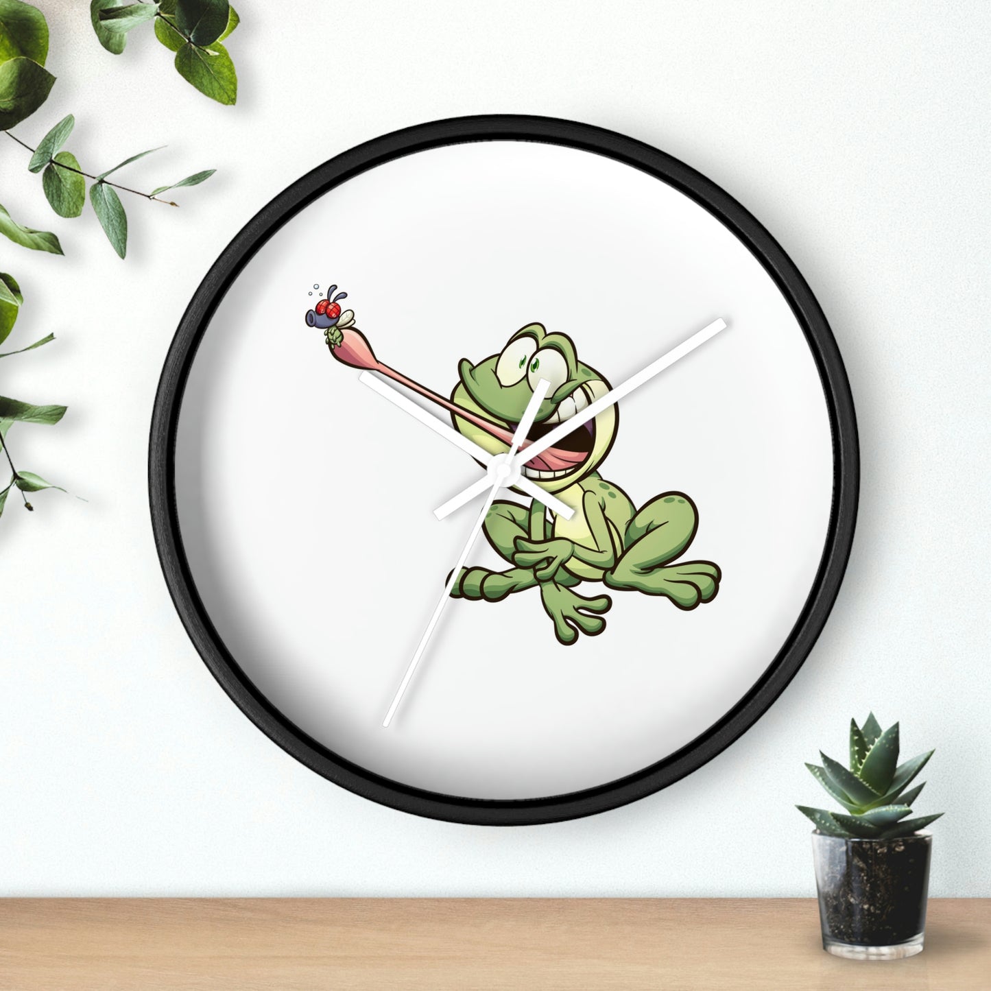 Reloj de pared con forma de rana atrapando un insecto. ¡Ideal para la habitación de los niños! ¡Un gran regalo!